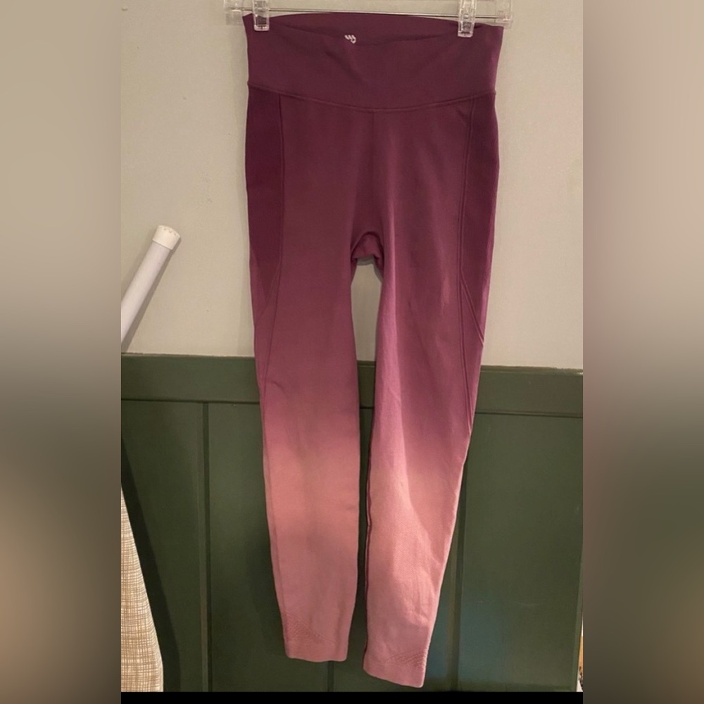 all in motion Plum to Blush Ombre High-Rise Leggings